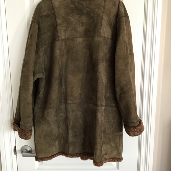 Womens Dominic Bellissimo Vintage Reversible Shearling Jacket - Picture 3 of 5